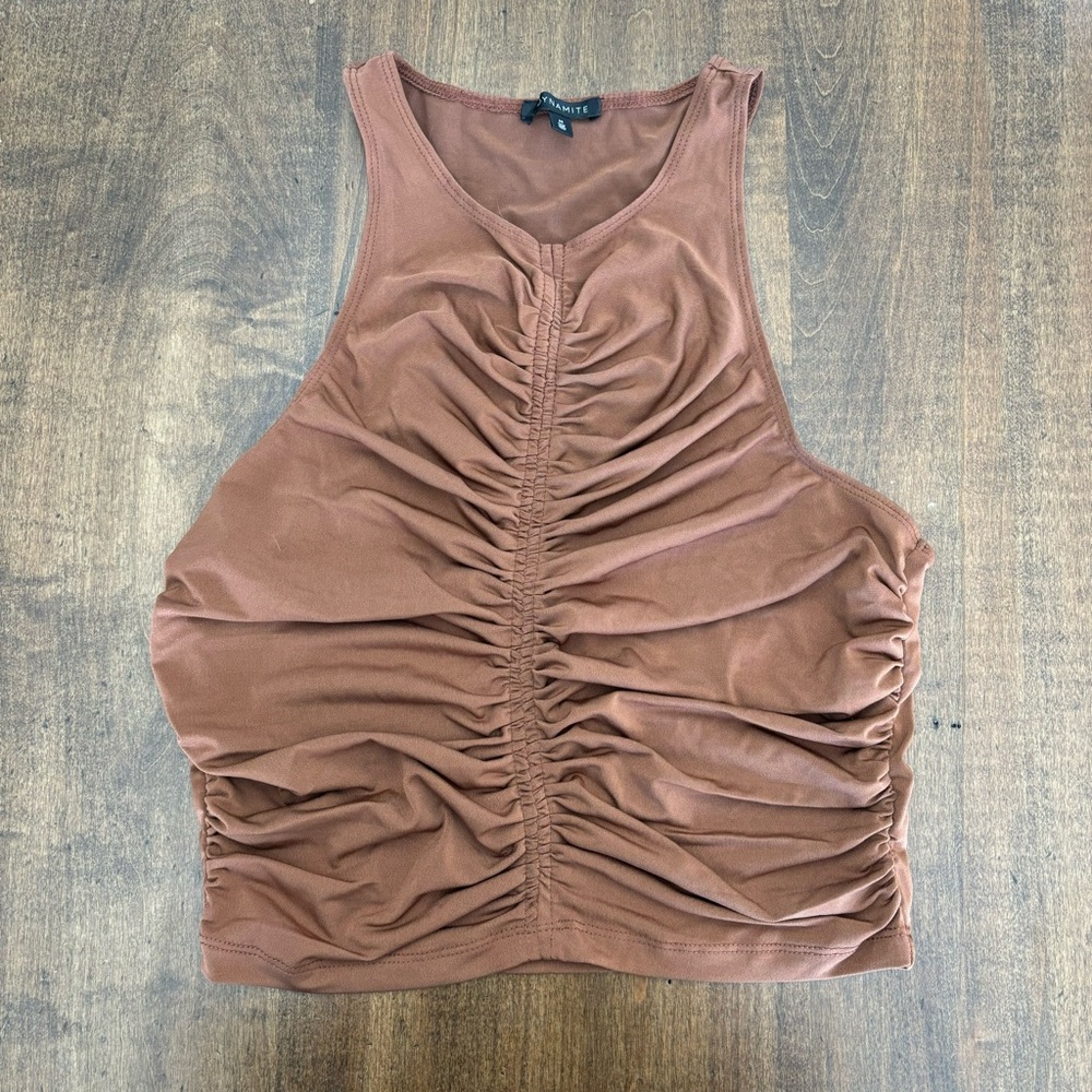 Dynamite Rust Brown Ruched Halter Crop Top - Picture 4 of 9